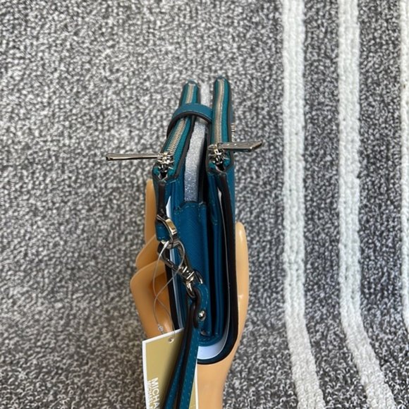 Michael Kors Large Double Zip Leather Wallet Wristlet Phone Case Lagoon - Picture 7 of 16